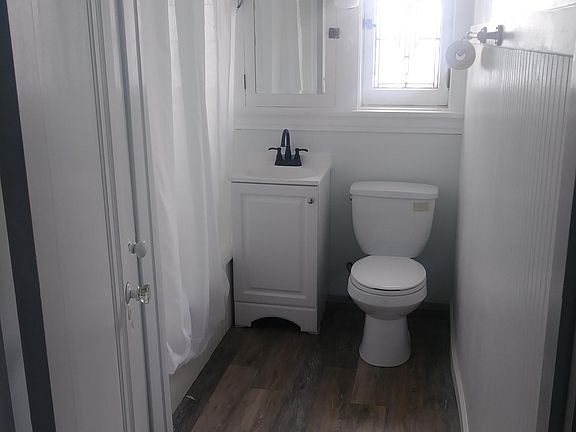 3rd image of 6143 Magnolia Ave Floor 2