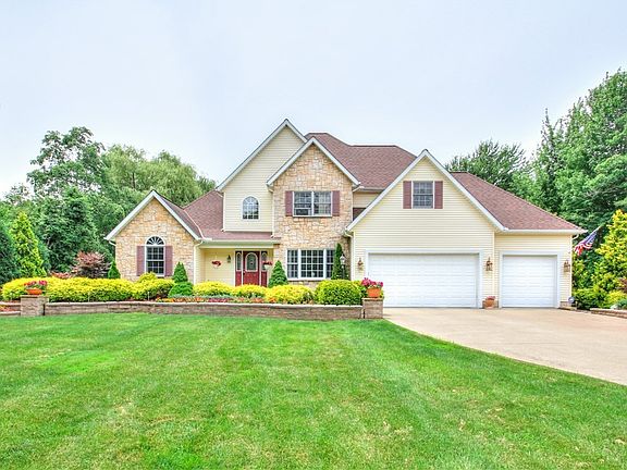 2nd image of 4730 Riverwood Dr