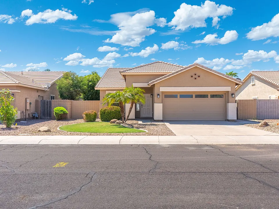 3669 E Derringer Way