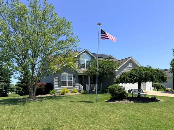 3307 Church Dr, Lorain, OH 44053