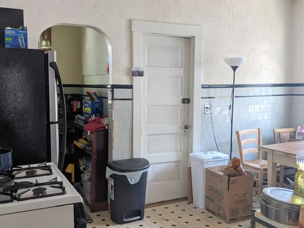 64 Linden Ave APT 3, Somerville, MA 02143