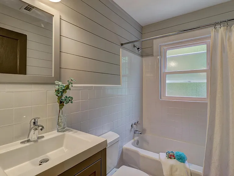1254 Kingsley Cir — Photo 35