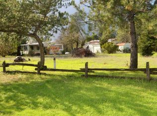 10470 Candy Cane Ln, Redding, CA 96003