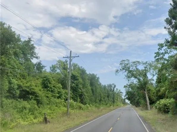 Highway 101, Iowa, LA 70647