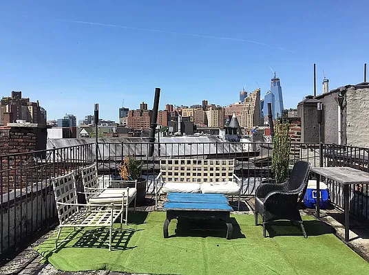 Rented by LJ Sloane Management | media 28