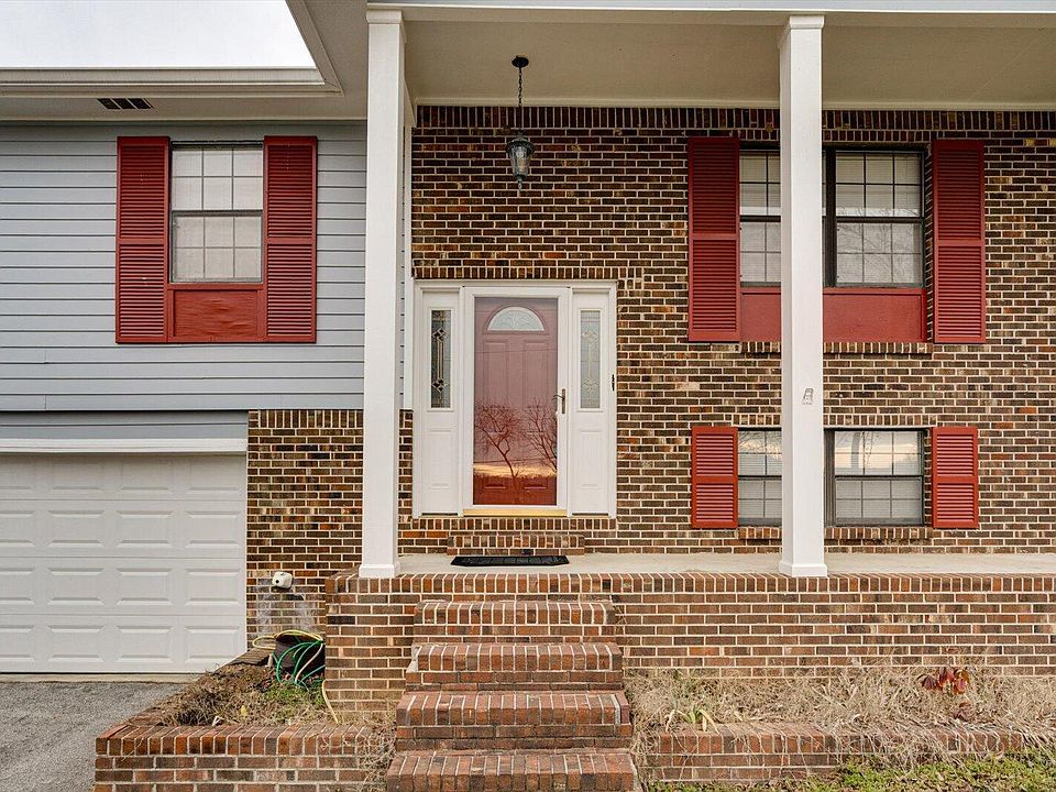 6905 Creeklands Ln, Hixson, TN 37343 | Zillow