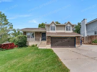 1033 E Castle Rock Rd, Sandy, UT 84094