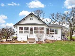 655 2nd St, Waukee, IA 50263
