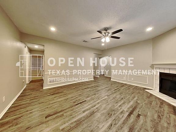 5th image of 5507 Whisper Glen Dr