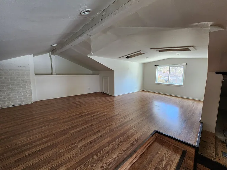 3694 S Bishop St — Photo 11