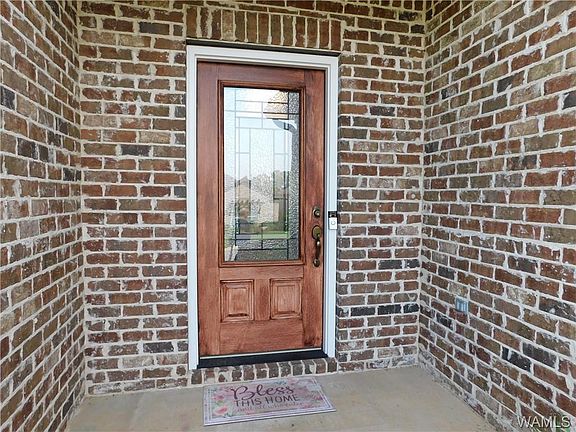 2nd image of 548 Shelby Cir