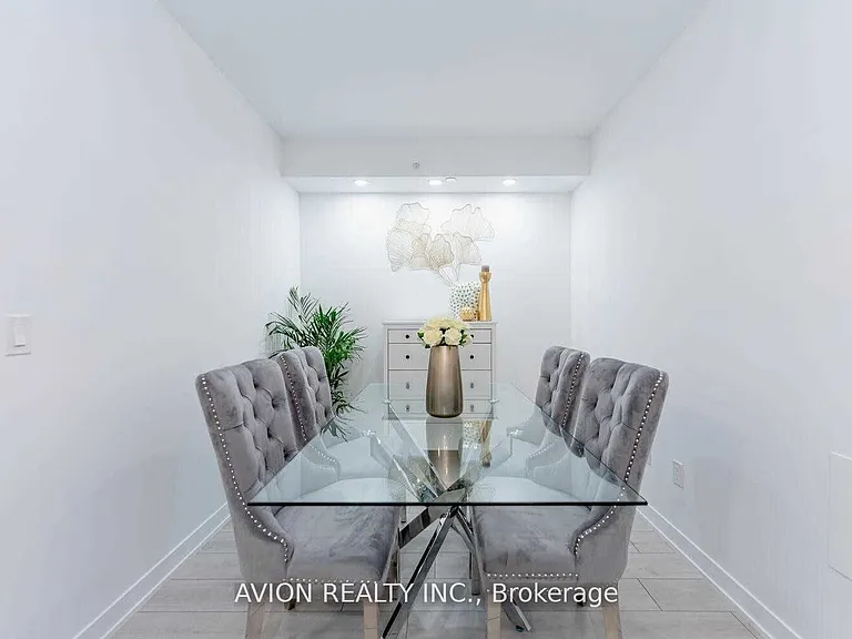 31 Tippett Rd #336 — Photo 8
