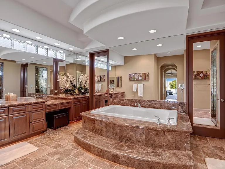 75651 McLachlin Cir — Photo 17