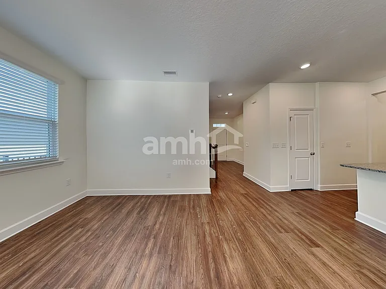5807 Hampton Creek Rd — Photo 7