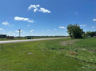Garfield Rd, Freeland, MI 48623