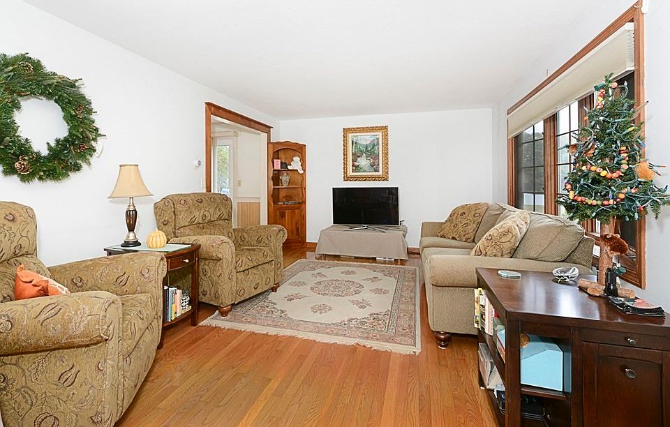 28 Harvest Rd B, Uxbridge, MA 01569 Zillow