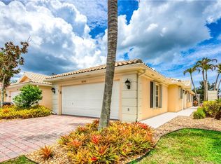 9043 SE Hawks Nest Ct, Hobe Sound, FL 33455
