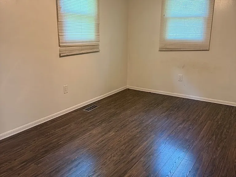 Unit Photo