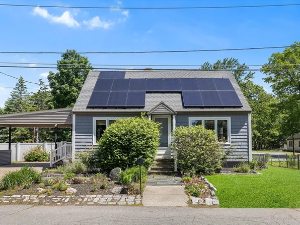 298 Spruce St, Leominster, MA 01453