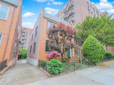 124 95th St, Brooklyn, NY, 11209
