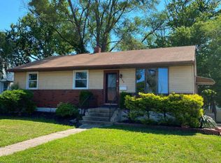 135 Edgewood Ave, Bellmawr, NJ 08031