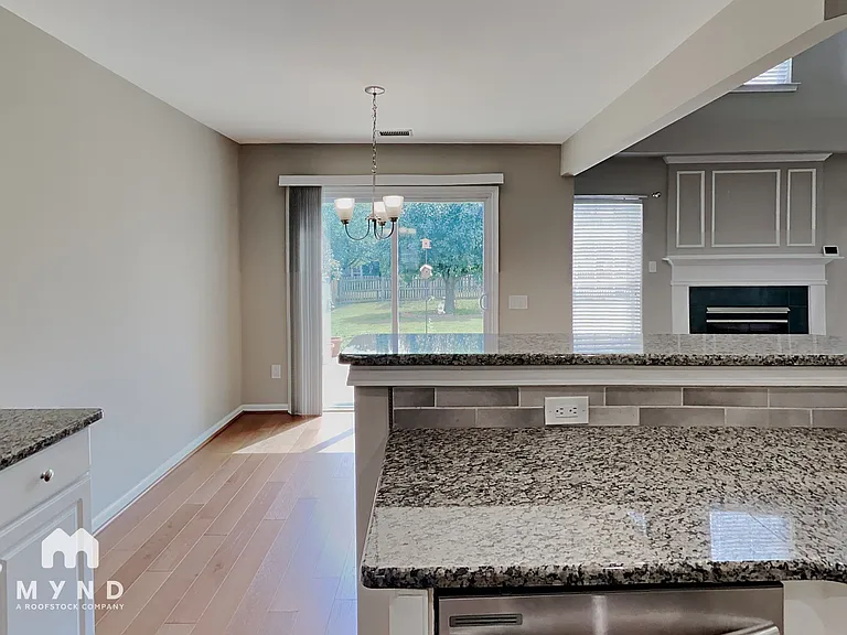 9738 Woodend Ct — Photo 9