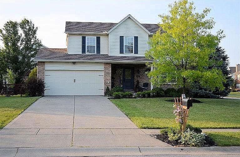 1st image of 4975 Sarah Dr