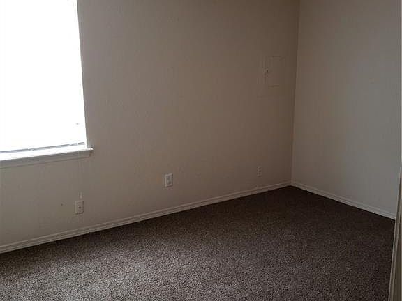 5th image of 401 12th Ave SE APT 245