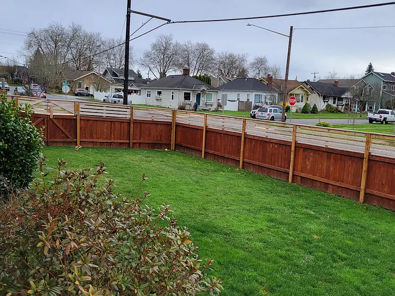 1432 Hoyt Ave — Photo 15