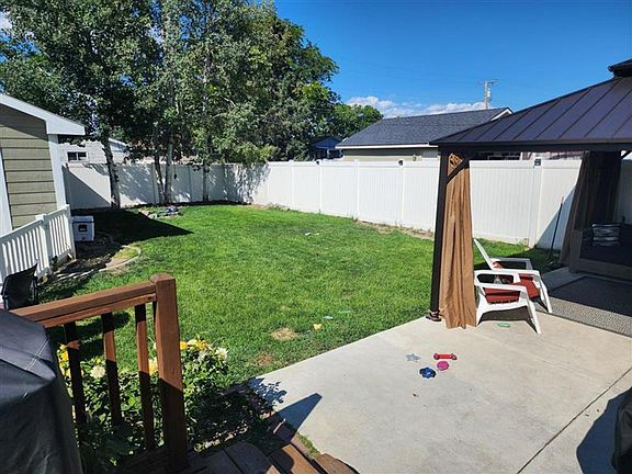 3rd image of 4447 Lux Ave