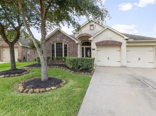 13211 Misty Shore Ln, Pearland, TX 77584