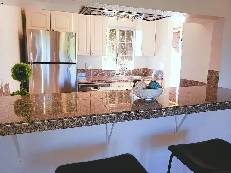 140 Uwapo Rd #55-204 — Photo 12