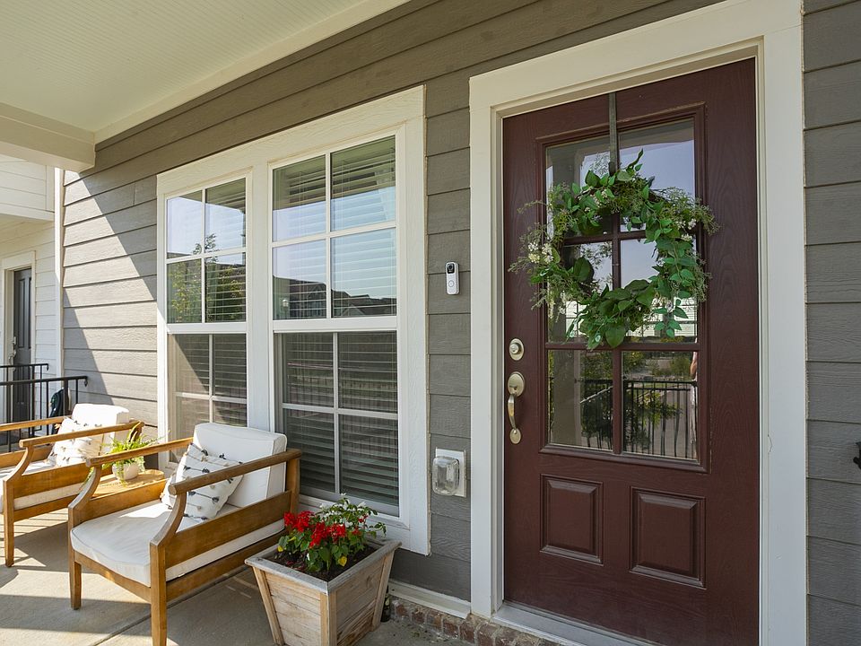 1st image of 803 Goswell Dr
