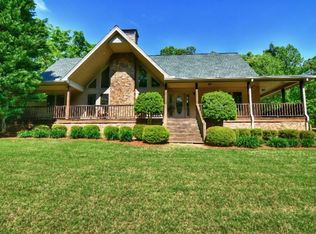 297 Eagle Ln, Pendergrass, GA 30567