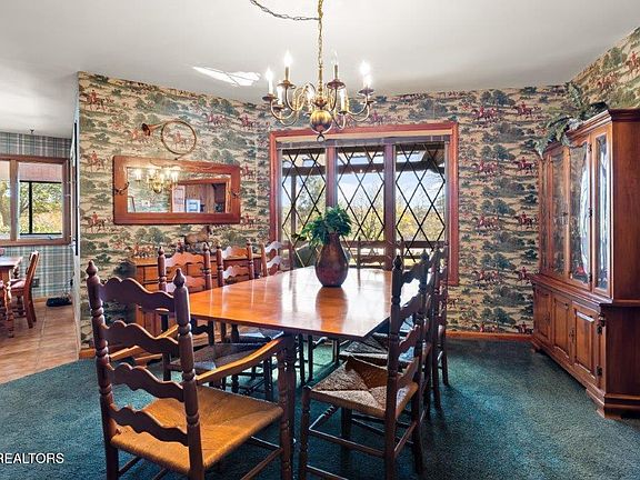 23rd image of 4728 N Wildwood Rd