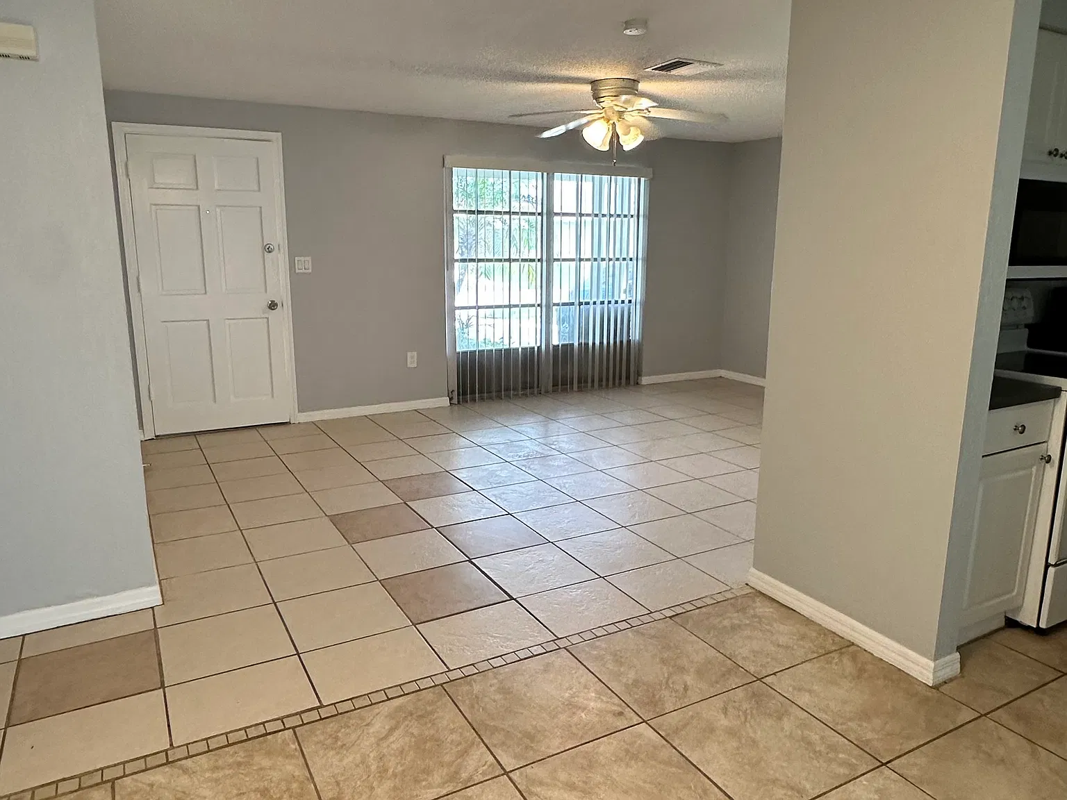 2 bed, 1679 sqft, $1,800 — Photo 4