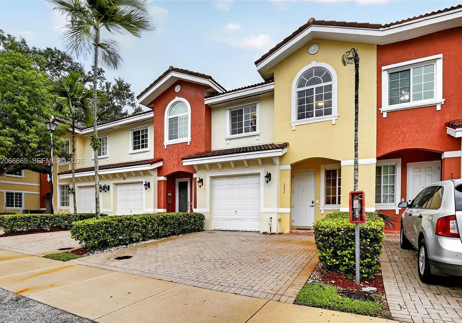 Villas At Oak Hammock — Photo 3