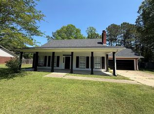 6103 Lancelot Ln, Vicksburg, MS 39180