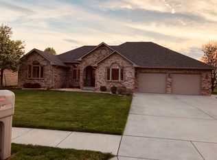 3710 S Cedar Creek Ln, New Palestine, IN 46163