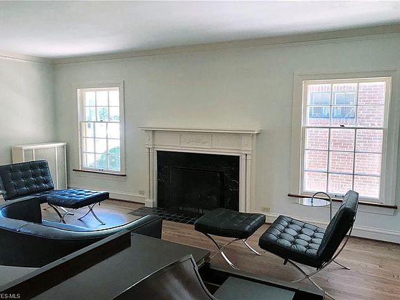 4th image of 12919 Lake Ave