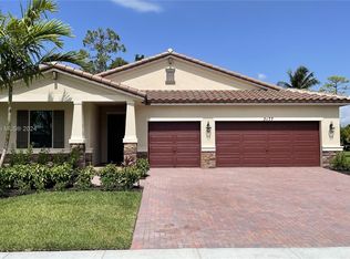 3177 Streng Ln, Royal Palm Beach, FL 33411