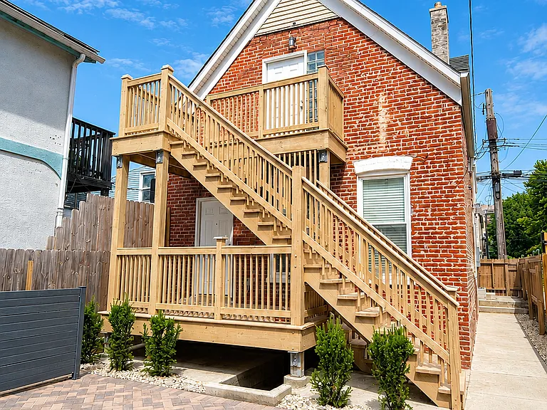 1431 N Campbell Ave #1R — Photo 1