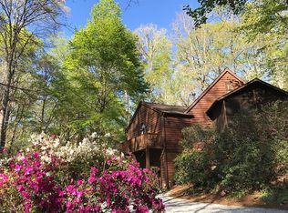 6487 Cherry Tree Ln, Sandy Springs, GA 30328