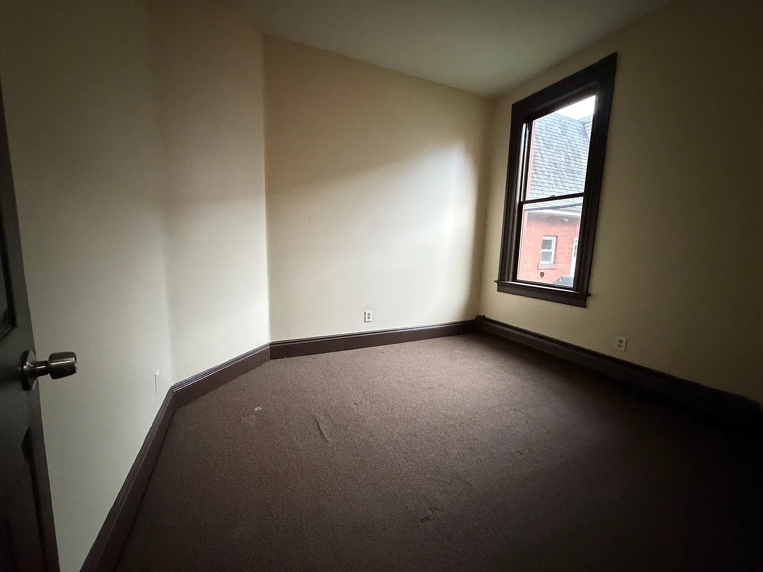 1 bed, 670 sqft, $1,195 — Photo 2