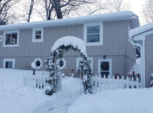 2983 Oaklawn Ln, Mound, MN 55364