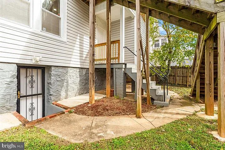 3911 Chatham Rd — Photo 39