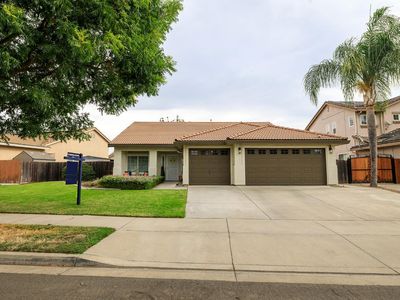 1169 Moon River Way, Ceres, CA, 95307