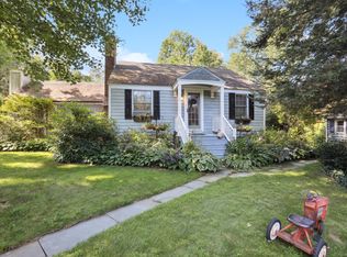 13 Parmalee Hill Rd, Newtown, CT 06470