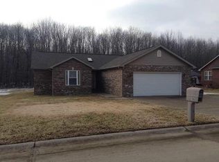 1106 Ratliff Ct, Boonville, IN 47601