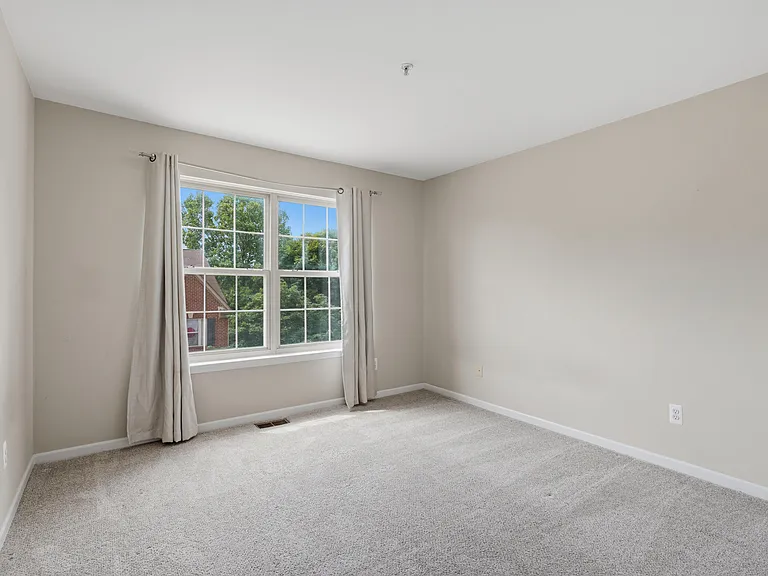 39475 Springwater Dr — Photo 21